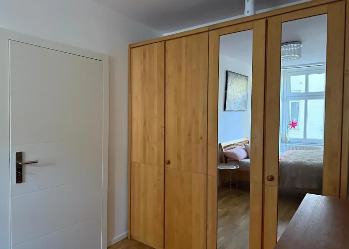 Urban Base Apartment *